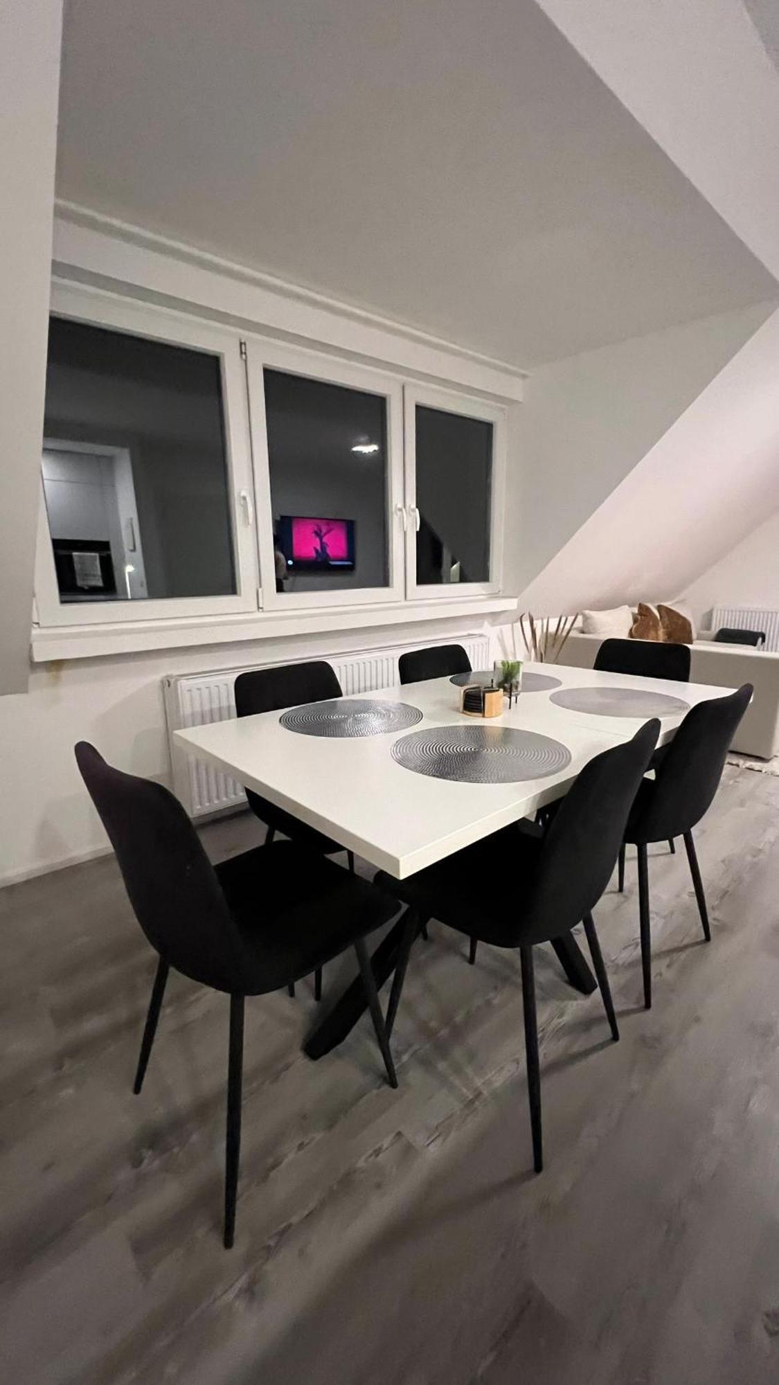 Reviv - Traumhaftes 3 Zimmer Apartment Brühl Exterior foto